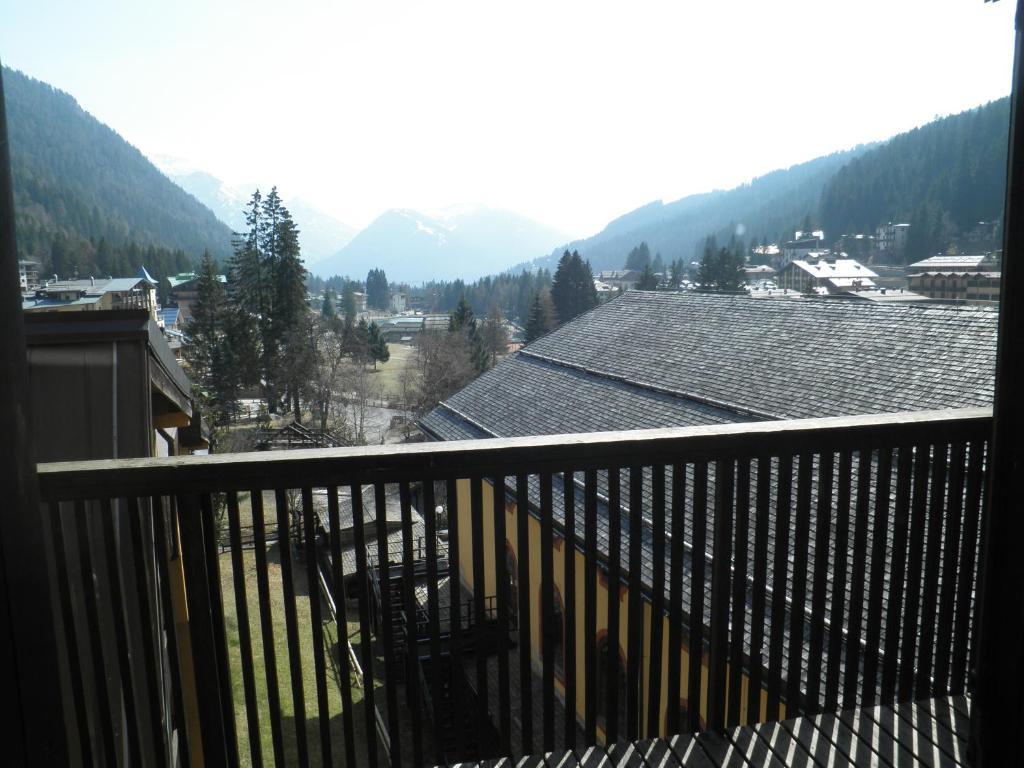 R.T.A. Hotel Des Alpes 2 Madonna Quarto foto